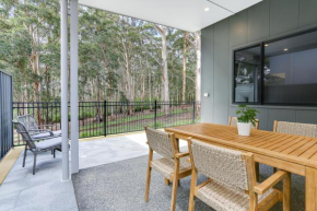 Karri Forest Vista-peaceful home with forest views